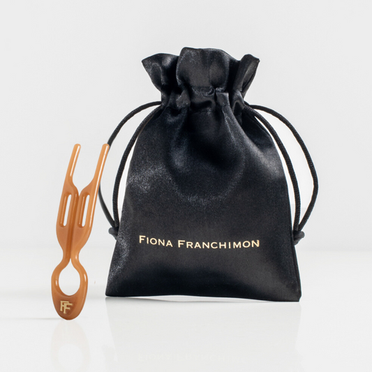 ‍№1 HAIRPIN | Smooth Caramel (1x single Hairpin) + Satin Bag (100% off)